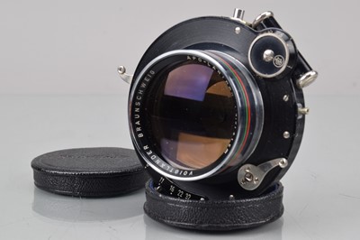 Lot 307 - A Voigtländer Braunschweig 21cm f/4.5 Apo-Lanthar Lens