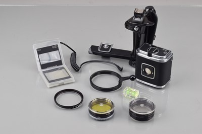 Lot 332 - Hasselblad Accessories