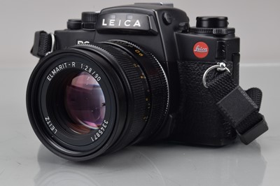 Lot 358 - A Leica R6.2 SLR Camera