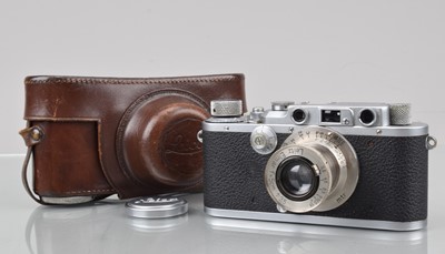 Lot 383 - A Leitz Wetzlar Leica IIIa Rangefinder Camera