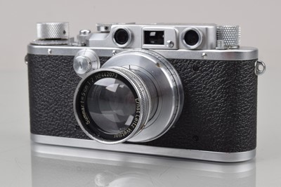 Lot 392 - A Leitz Wetzlar Leica IIIb Range finder Camera