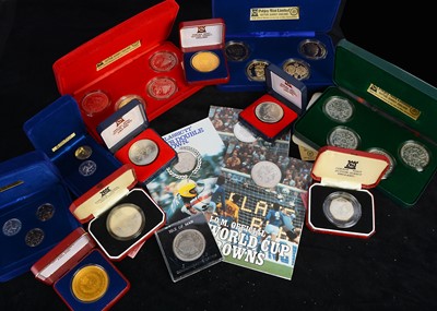 Lot 5 - A collection of Isle of Man silver proof coinage