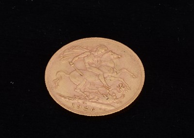 Lot 31 - A George V Full Gold Sovereign