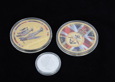 Lot 143 - A collection of RAF related medallions