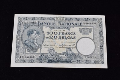 Lot 256 - A collection of bank notes from Europe