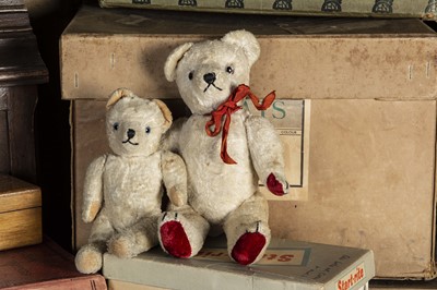 Lot 121 - Two 1940's French Teddy Bears
