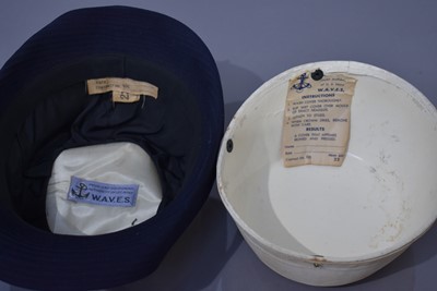 Lot 394 - A United States Naval Reserve (Women's Reserve) WAVES uniform