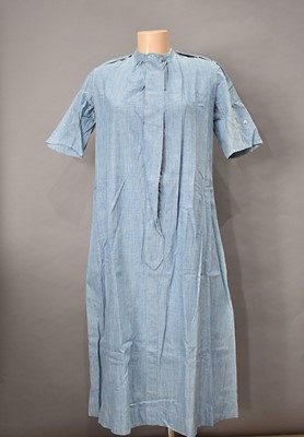 Lot 402 - A vintage nurse's uniform