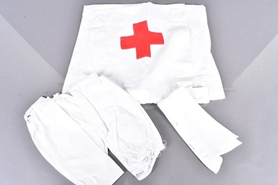 Lot 406 - A WWII British Red Cross apron