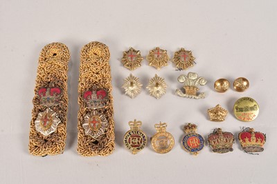 Lot 435 - A pair of Life Guards Officer's Epaulettes