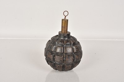 Lot 498 - An Inert WWI German Model 1913 Kugel Hand Grenade