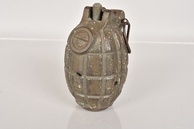 Lot 509 - An inert British No.36 MkII Mills Grenade