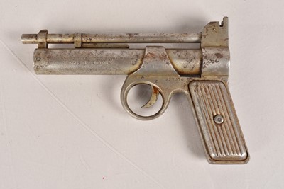 Lot 528 - A Webley Junior .177 Air Pistol