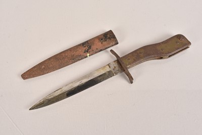 Lot 592 - A German Demag Trench knife