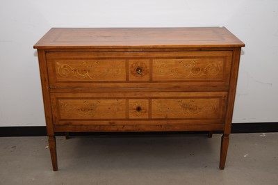 Lot 26 - A nice late 19th century French inlaid commode