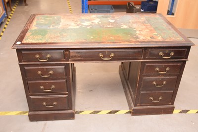 Lot 76 - An early 20th century pedestal desk (AF)