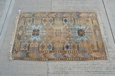 Lot 118 - A Middle Eastern 'serapi' style wool rug