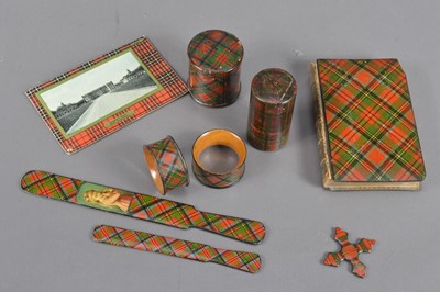 Lot 165 - Tartan ware