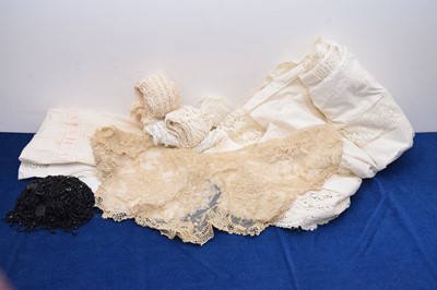 Lot 203 - A small collection of antique and vintage lace and other materials