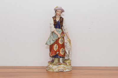 Lot 290 - An early 20th Century porcelain figural group