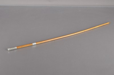 Lot 303 - A WWI Swagger stick, with presentation inscription to collar