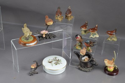 Lot 385 - A group of collectible bird related ceramics and other ornaments