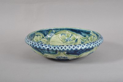 Lot 18 - An early 20th century Moorcroft pottery bowl
