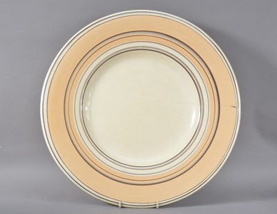 Lot 31 - A 20th century Clarice Cliff charger