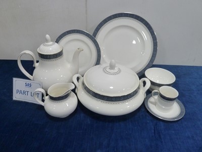 Lot 33 - A modern Royal Doulton porcelain Sherbrooke pattern dinner and coffee service for six
