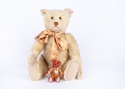 Lot 96 - A Steiff limited edition Xenia Teddy Bear