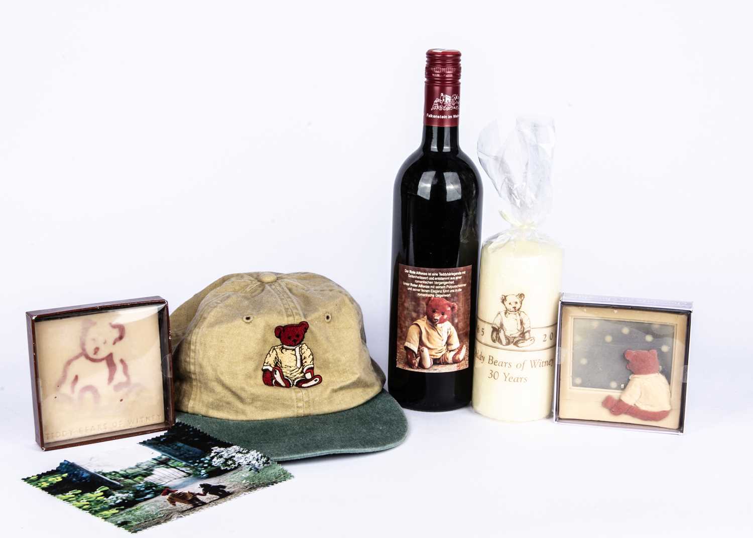 Lot 123 - Alfonzo commemorative items