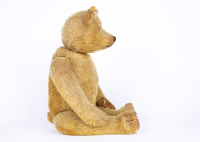 Lot 130 - ‘Donald’, a large 1920s Schuco yes/no Teddy Bear with provenance