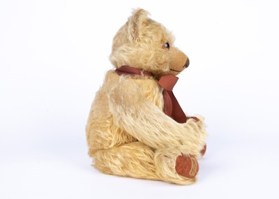 Lot 160 - A 1930s Merrythought Teddy Bear