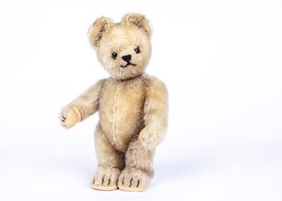 Lot 173 - A small post-war Schuco Tricky yes/no Teddy Bear