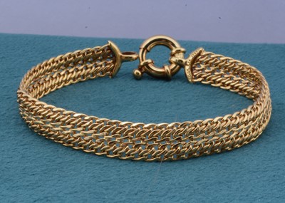 Lot 101 - A 14ct gold continental flattened linked bracelet