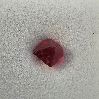 Lot 235 - A certificated Red Spinel