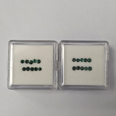 Lot 257 - Two certificated Luhlaza Emerald gem boxes