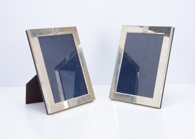 Lot 379 - A pair of modern silver mounted photograph frames