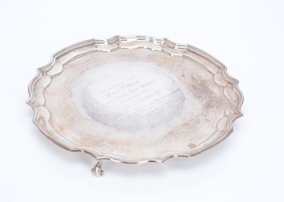 Lot 385 - A 1980s silver presentation salver