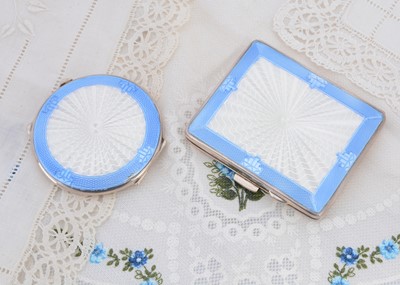 Lot 452 - A George V matching rectangular and circular guilloche enamel compact set