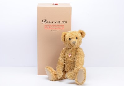 Lot 12 - A Steiff limited edition Baerle 43 PAB 1904 replica teddy bear