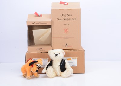 Lot 26 - A Steiff limited edition Club Event teddy bear 2002