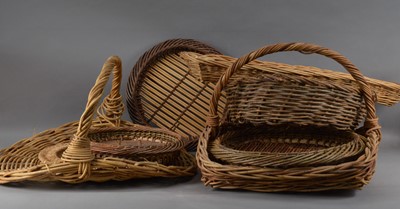 Lot 177 - A collection of wicker items