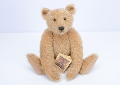 Lot 46 - A Gregory Gyllenship Gordon artist teddy bear