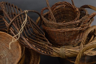 Lot 181 - A large collection of assorted wicker items