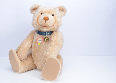 Lot 102 - A large Steiff limited edition Teddy Baby 1949 replica