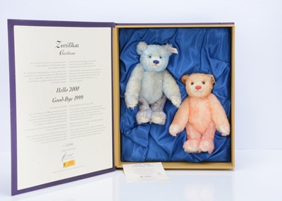 Lot 124 - Steiff limited edition Hello 2000 Goodbye 1999 teddy bear set