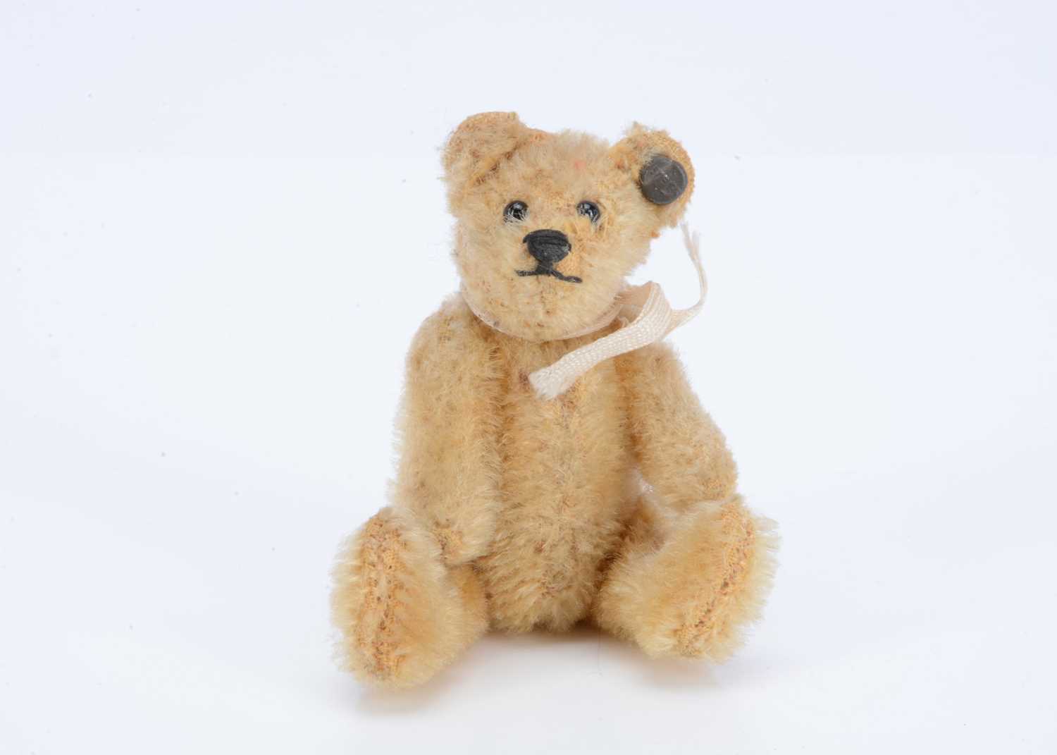 Lot 144 - A 1920-30s Steiff miniature teddy bear,