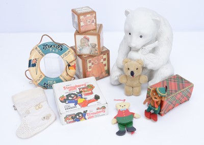 Lot 166 - Various teddy bear related items