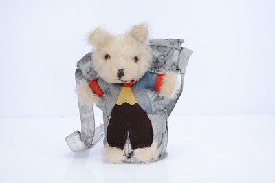 Lot 169 - A rare Farnell WW2 child's teddy bear gas mask case